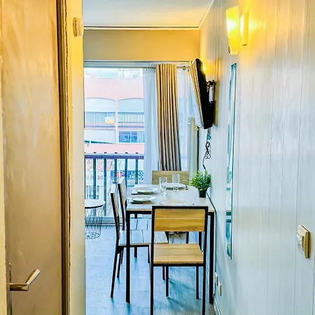 4 Personnes Place St Claire Appartement